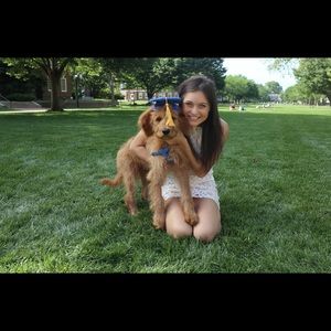 Meet your Posher, Caroline